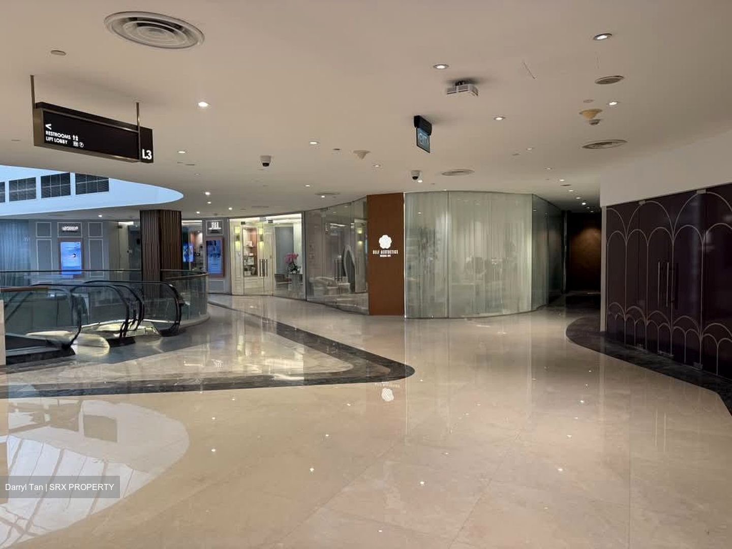 Palais Renaissance (D9), Shop House #566940291